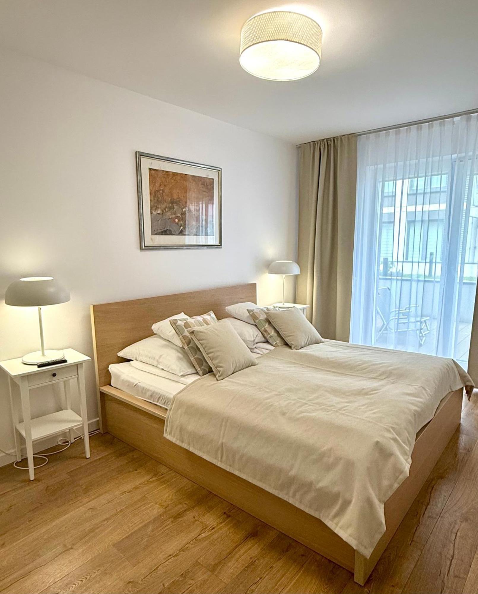 Lazar Apartamenty Nadmorskie Tarasy Kolobrzeg Exterior photo